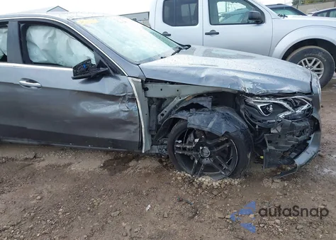 2016 Mercedes-Benz E 400 4Matic z USA, uszkodzony, nr VIN WDDHF6HBXGB251591